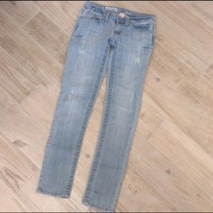 Mossimo  SKINNY RIPPED DENIM JEANS  3